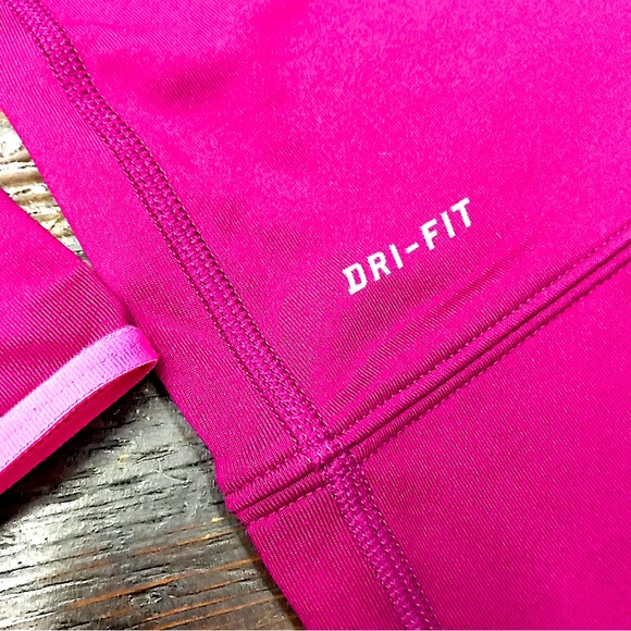 Nike DRI-FIT Cowl Neck - Picture 1 of 12